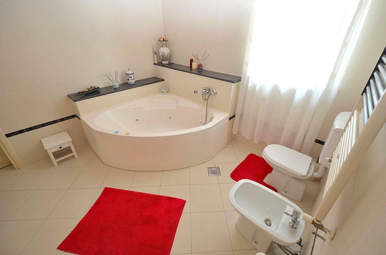 Holiday home Sverko Novigrad Istria Eksteriør billede