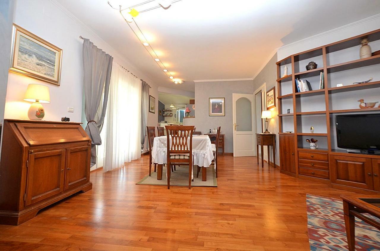 Holiday home Sverko Novigrad Istria Eksteriør billede