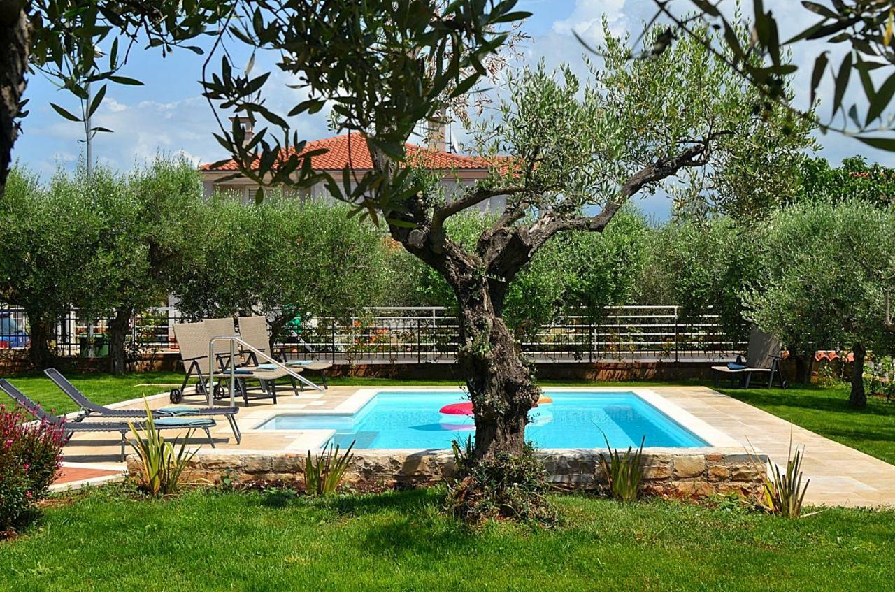 Holiday home Sverko Novigrad Istria Eksteriør billede